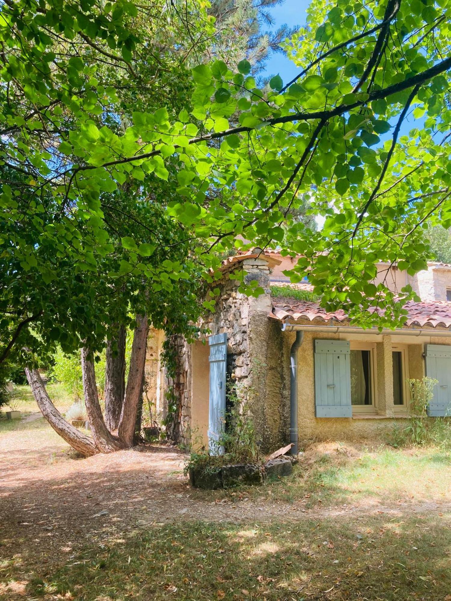 Le Moulin De La Viorne, Gite Avec Piscine Au Coeur De La Nature En Haute-Provence Les Omergues Exteriér fotografie
